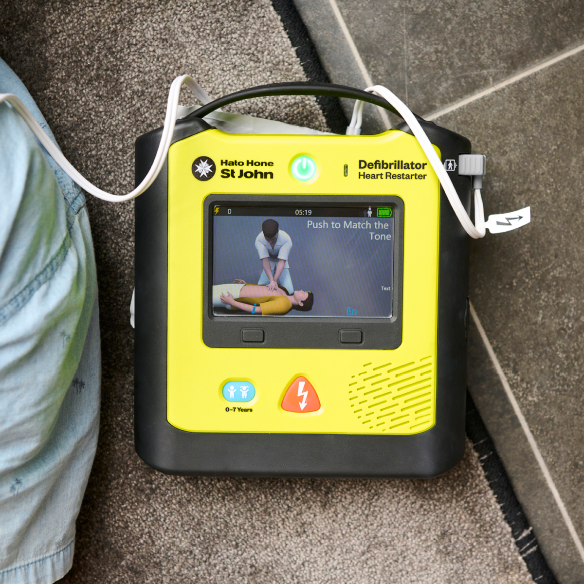 St John LifeBeat A3 Defibrillator 4